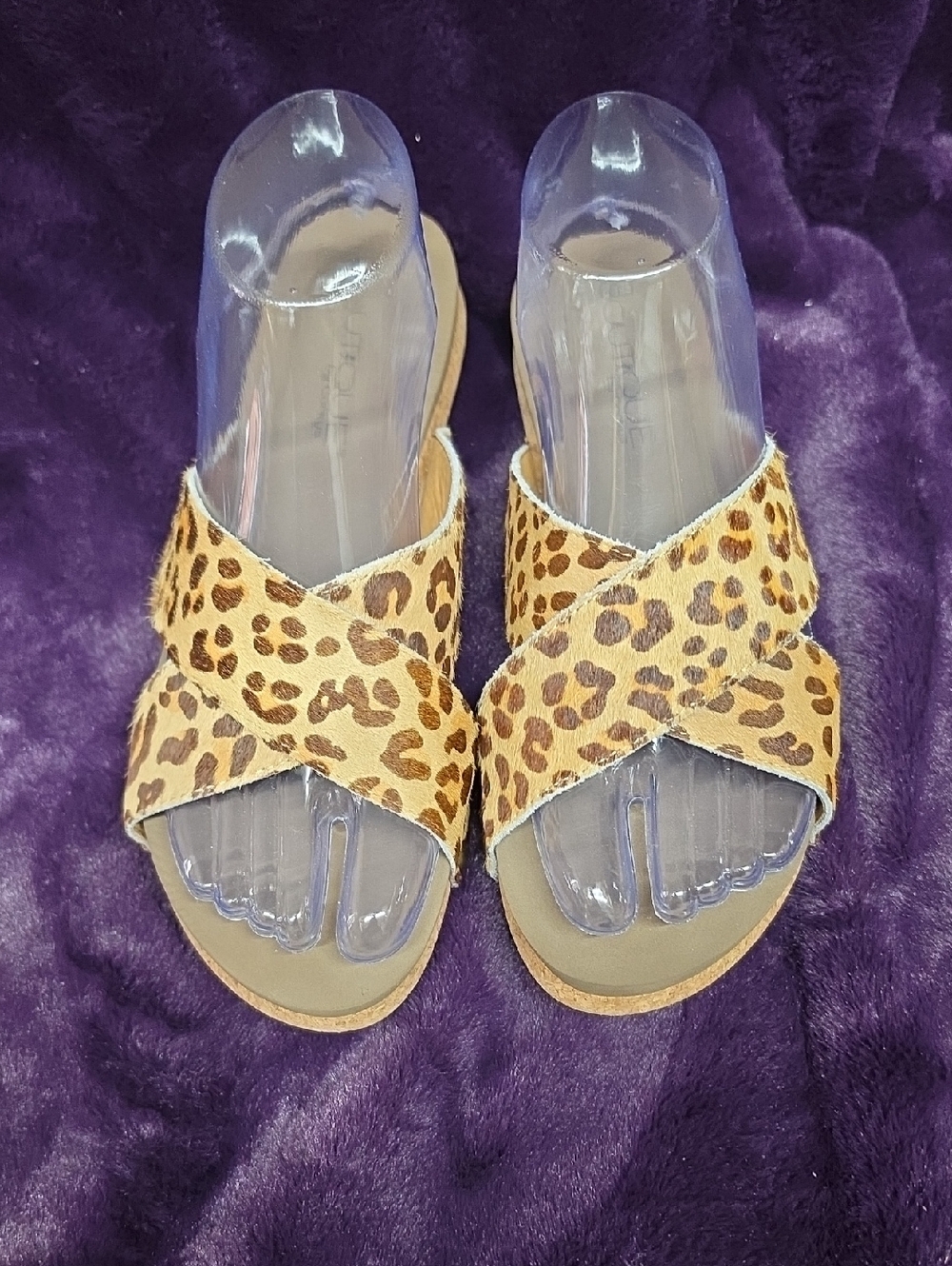 Women’s Leopard Print Crisscross Slide Sandals - Tan/Black